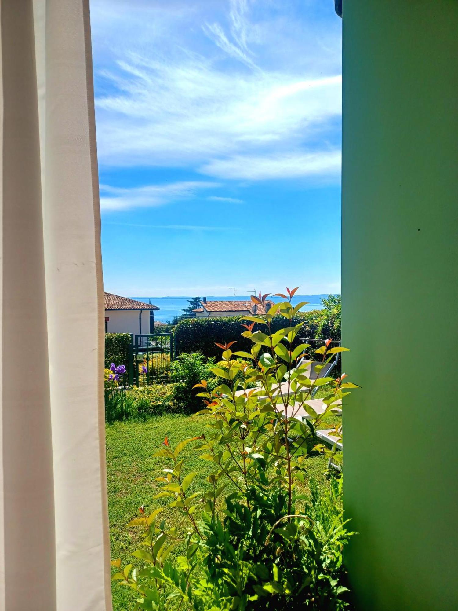 Regina Gardesana Villa Exterior photo