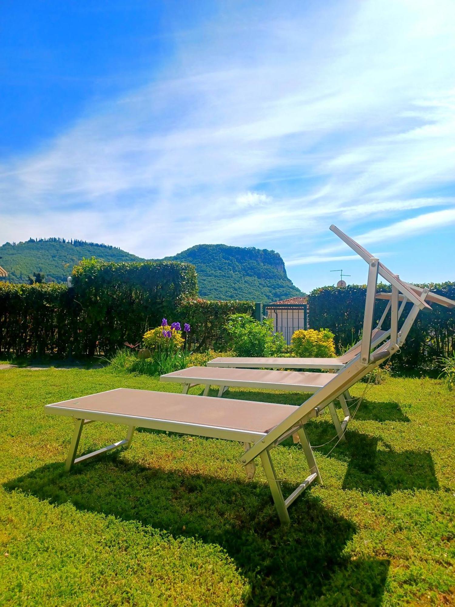 Regina Gardesana Villa Exterior photo